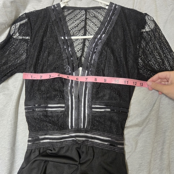 Lulus Casita Black Sheer Lace Long Sleeve Bodysuit Size Small NWT - Picture 7 of 9